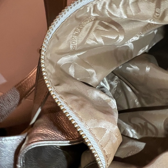 Michael Kors Gold Metallic Pebble Leather Shoulder Bag with gold hardware - Picture 12 of 16